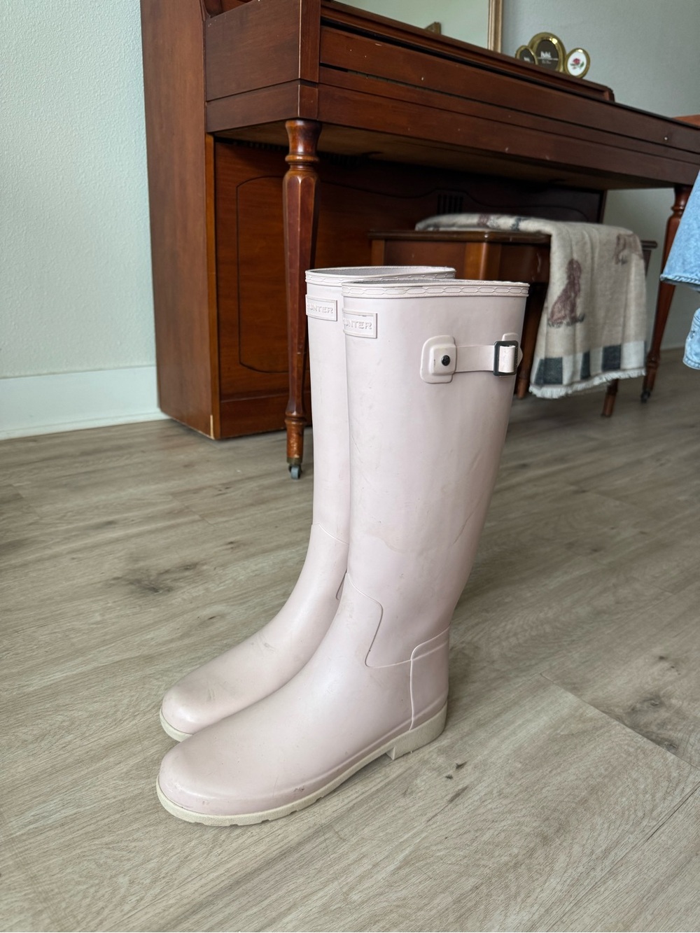 Hunter Tall Rain Boots in Pale Pink